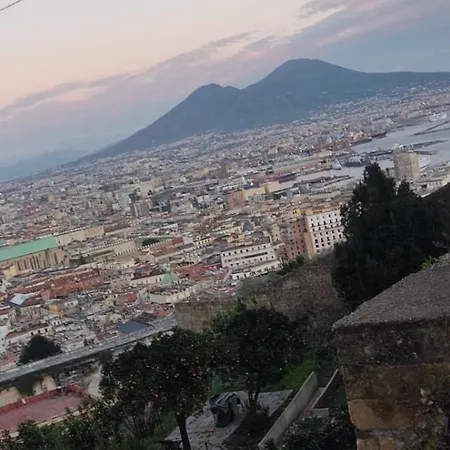 アパート Maisonette Rosy ナポリ