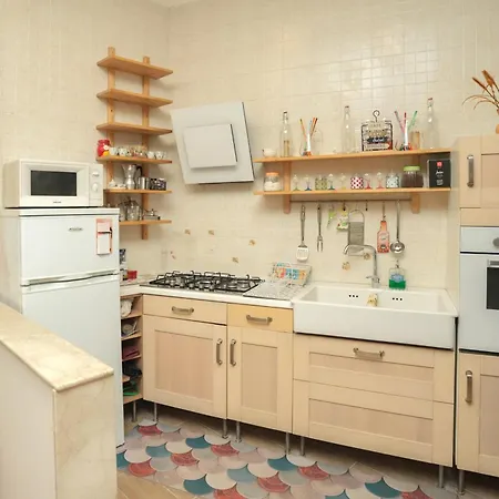 Maisonette Rosy アパート ナポリ