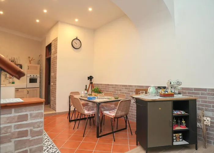 Maisonette Rosy * 那不勒斯